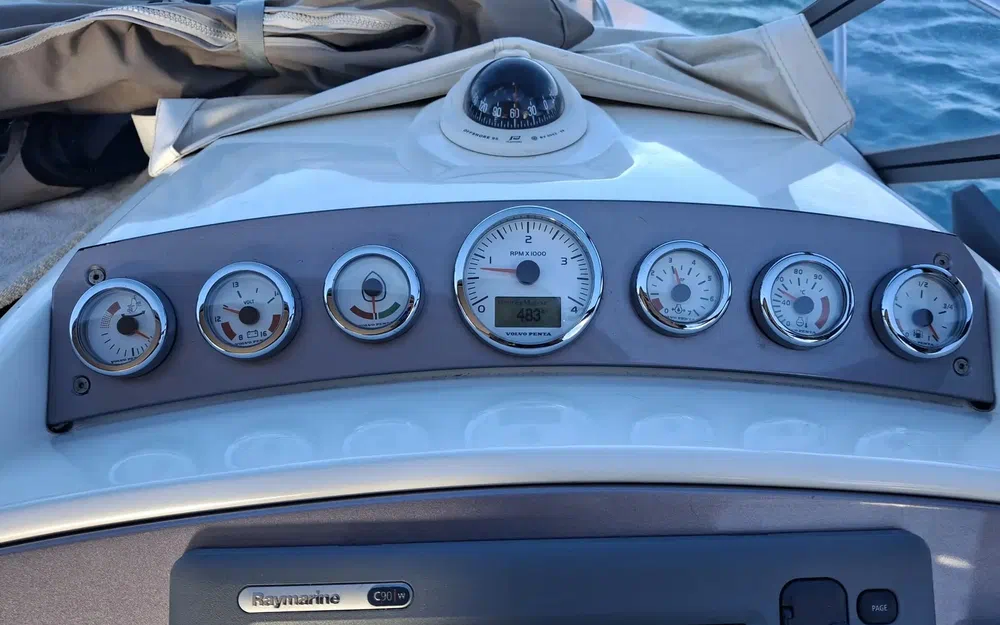 slider 8 Jeanneau Leader 8