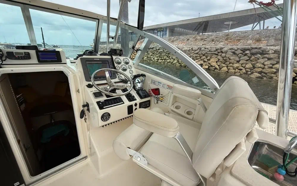 slider 18 Pursuit OS 305