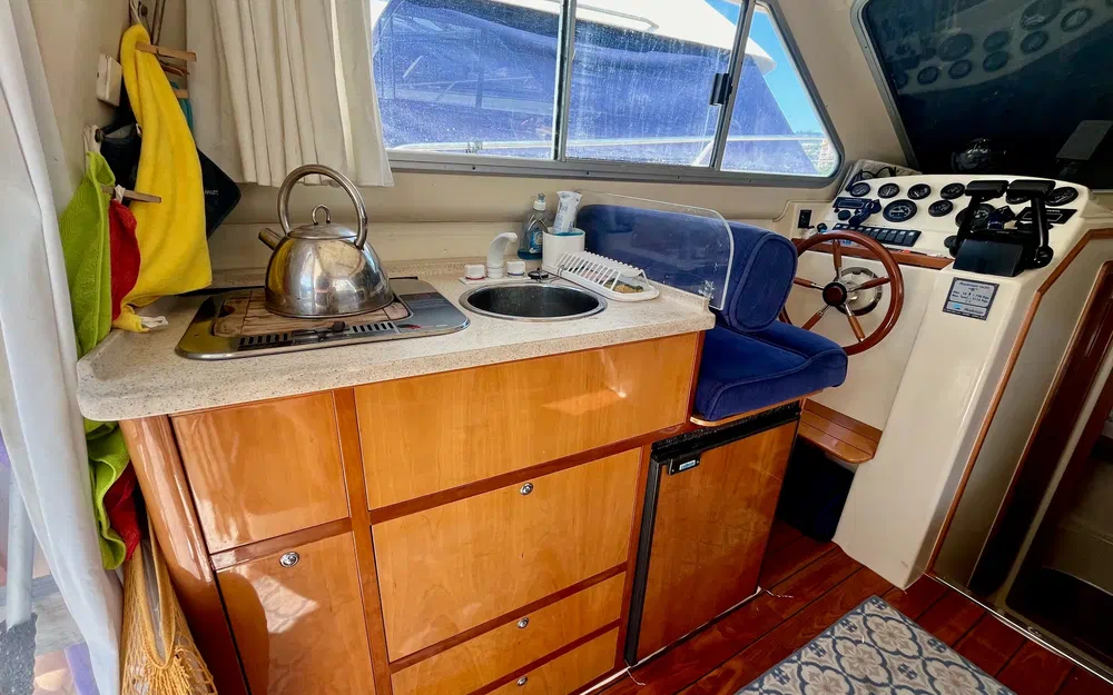 slider 9 Rodman 900 Fly