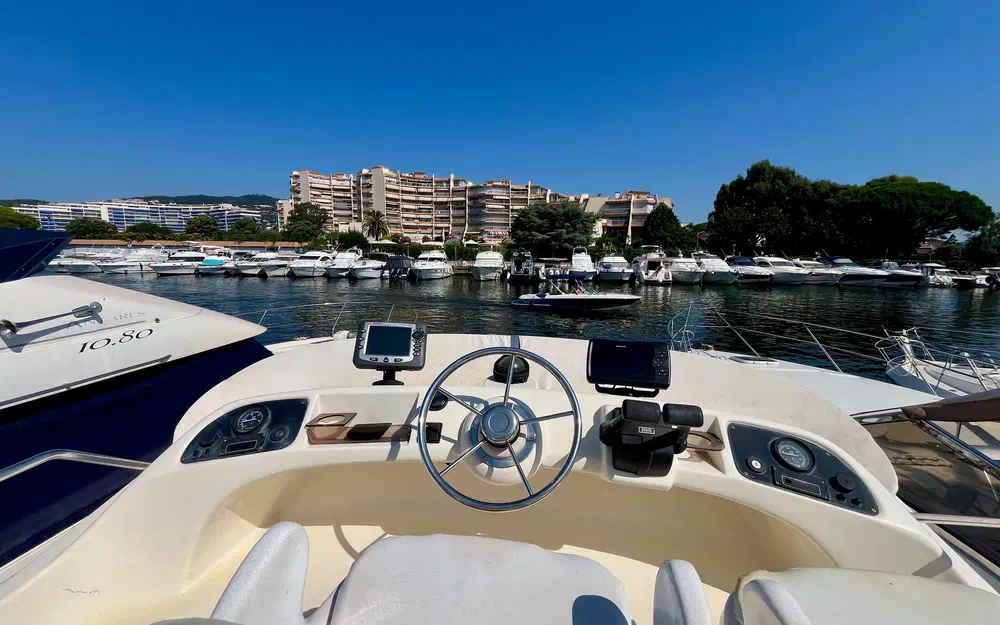 slider 4 Rodman 900 Fly