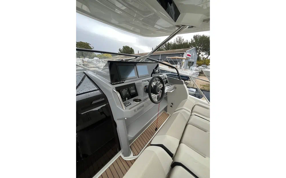 slider 10 Jeanneau Cap Camarat 10.5 WA