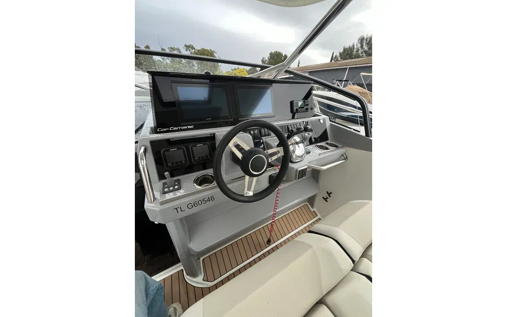 slider 11 Jeanneau Cap Camarat 10.5 WA