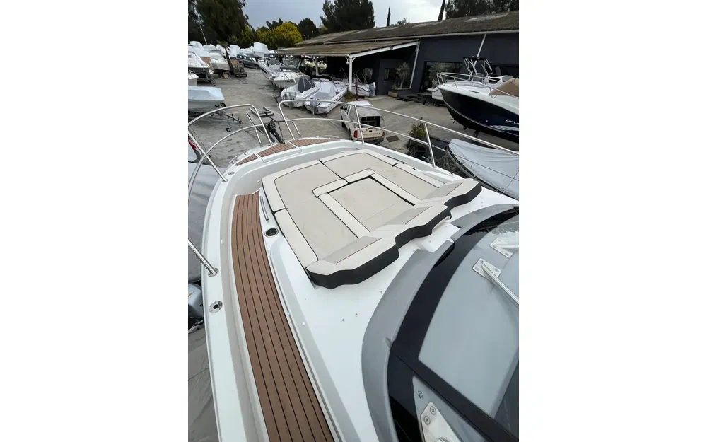 slider 12 Jeanneau Cap Camarat 10.5 WA