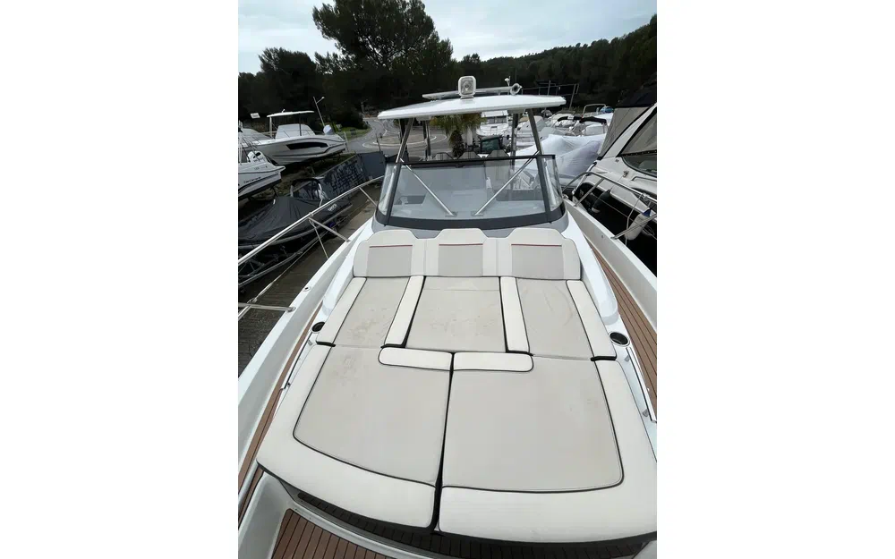 slider 13 Jeanneau Cap Camarat 10.5 WA