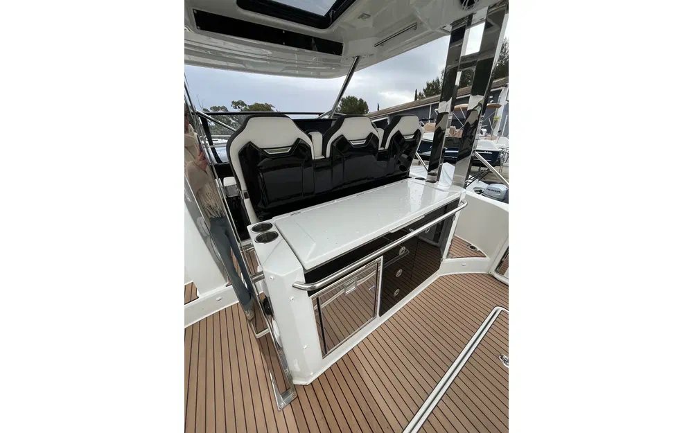 slider 6 Jeanneau Cap Camarat 10.5 WA