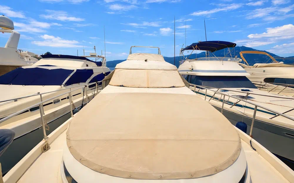 slider 11 Astondoa 44 Fly