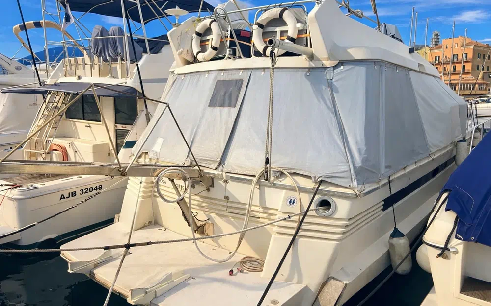 slider 0 Astondoa 44 Fly