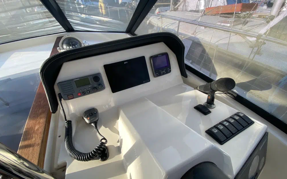 slider 6 Delphia 1350