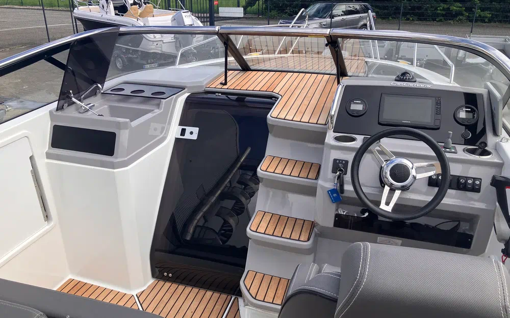 slider 12 Jeanneau Cap Camarat 7.5 DC