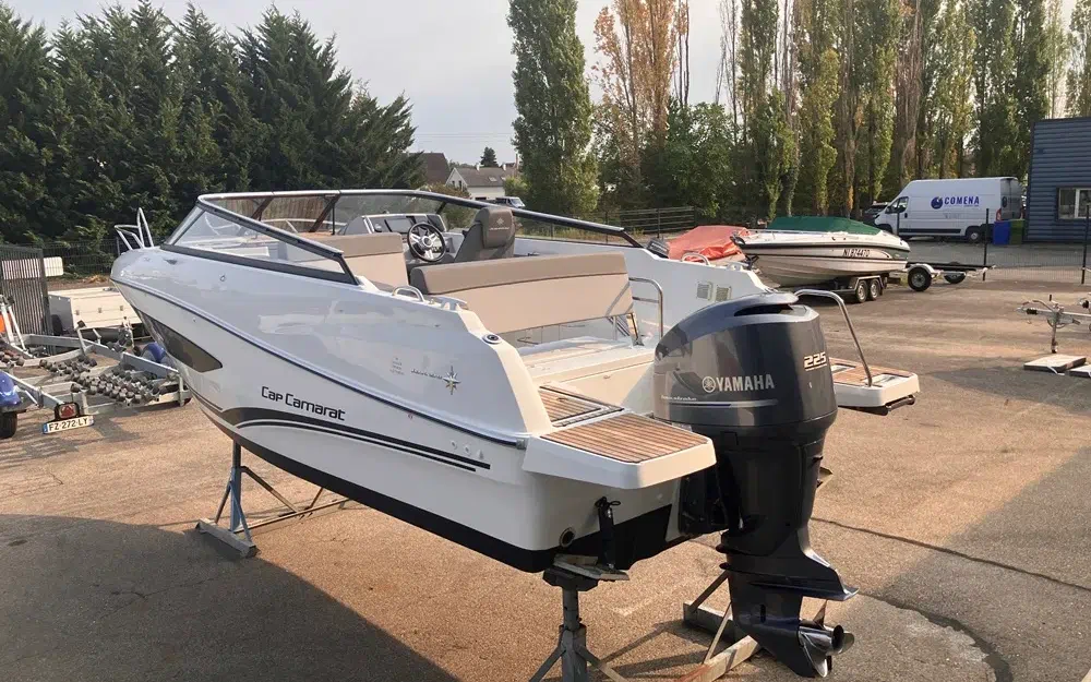 slider 3 Jeanneau Cap Camarat 7.5 DC