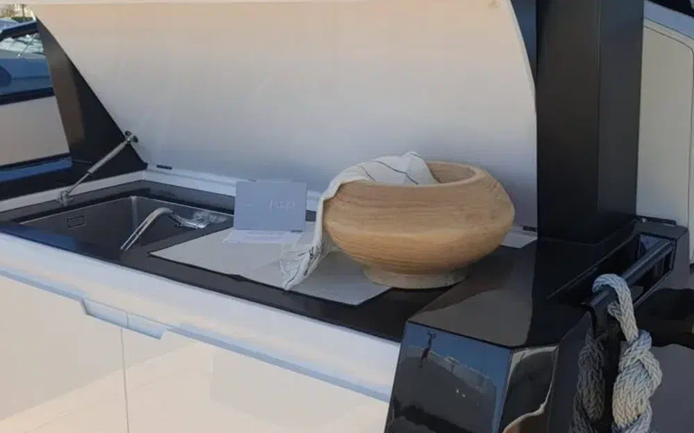 slider 10 Rio Yachts Daytona 50