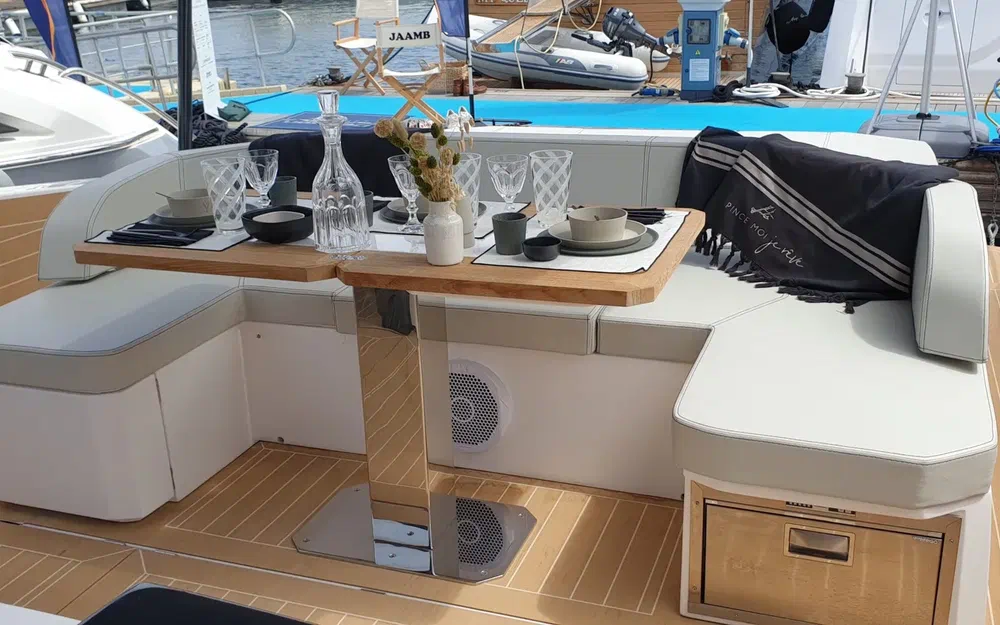 slider 13 Rio Yachts Daytona 50