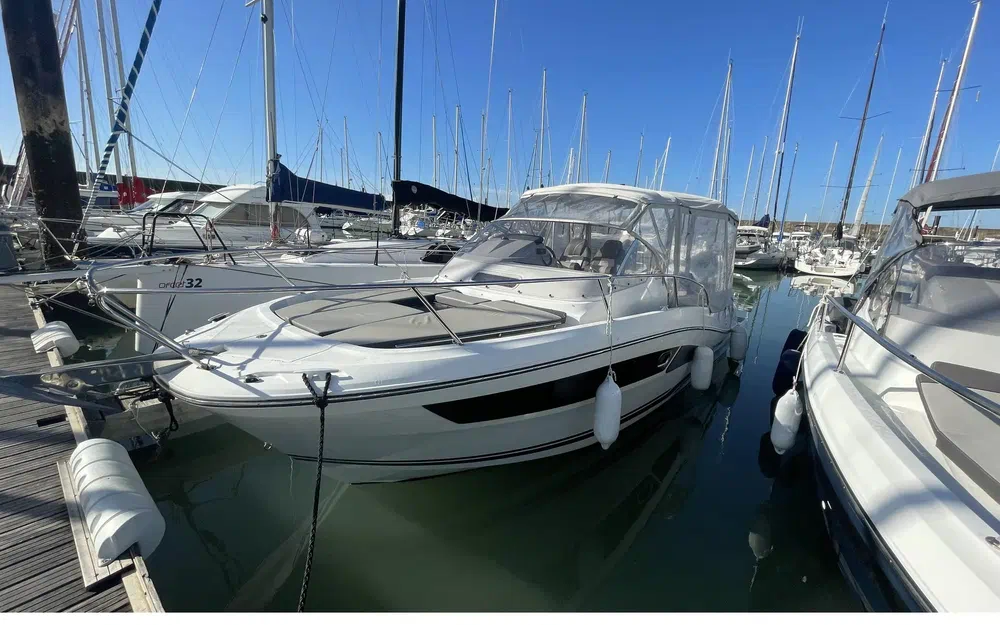 slider 0 Jeanneau Cap Camarat 9.0 WA