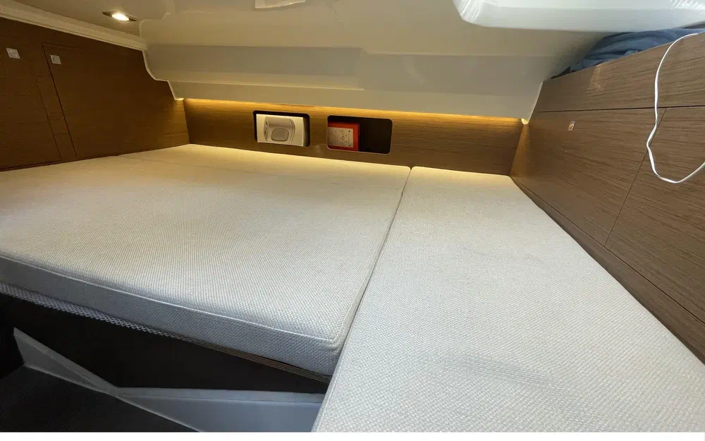 slider 1 Jeanneau Cap Camarat 9.0 WA