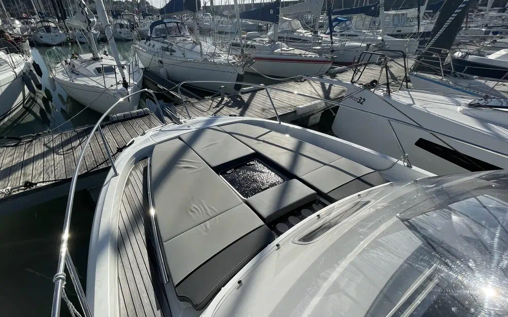 slider 5 Jeanneau Cap Camarat 9.0 WA