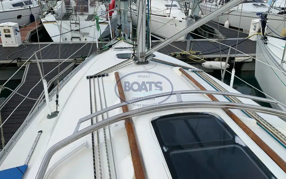 slider 5 Beneteau Oceanis 281