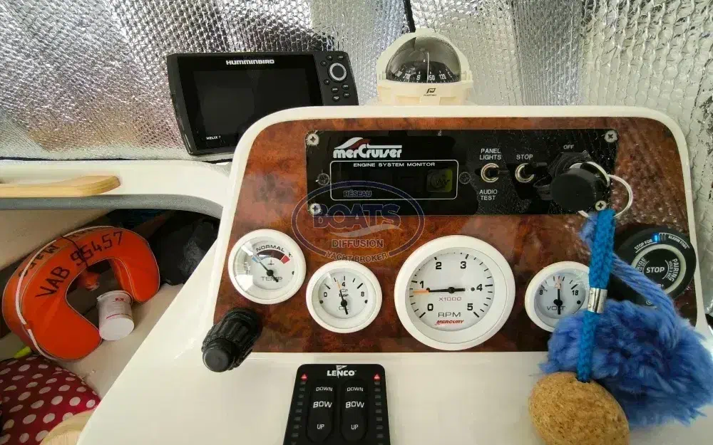 slider 10 Quicksilver Arvor 250