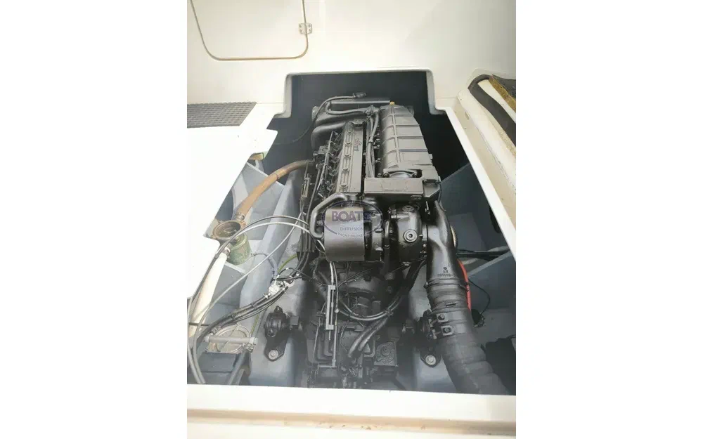 slider 1 Quicksilver Arvor 250