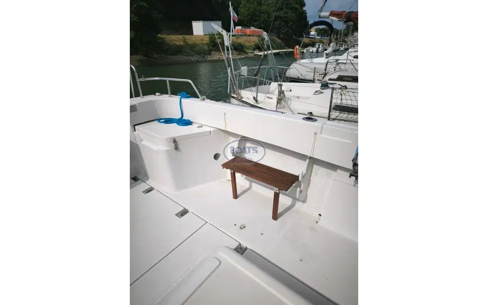 slider 3 Quicksilver Arvor 250