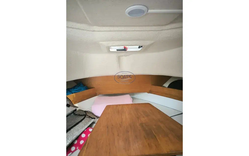 slider 6 Quicksilver Arvor 250