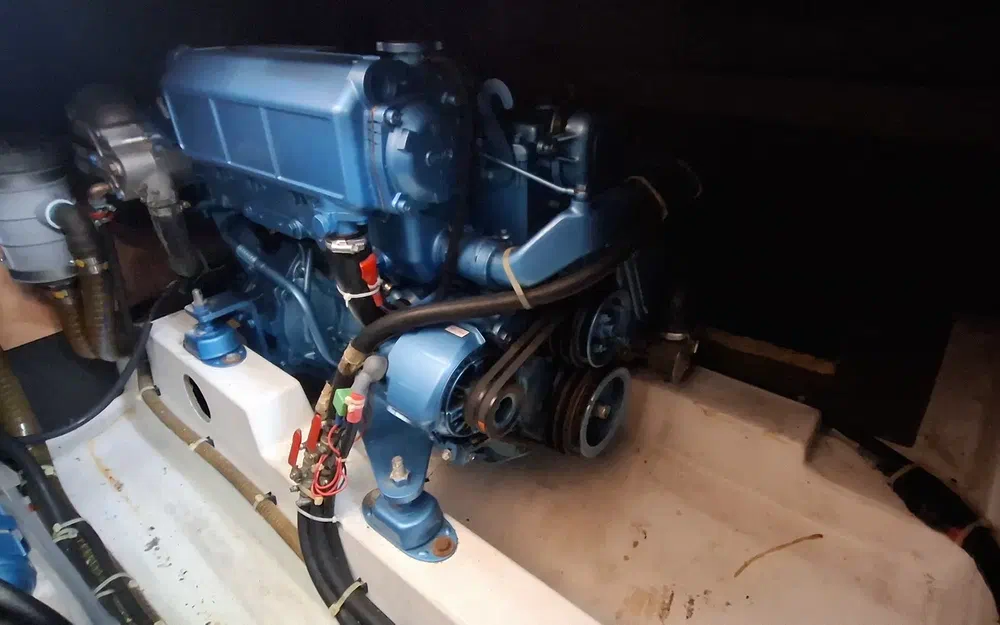 slider 12 Beneteau Antares 980