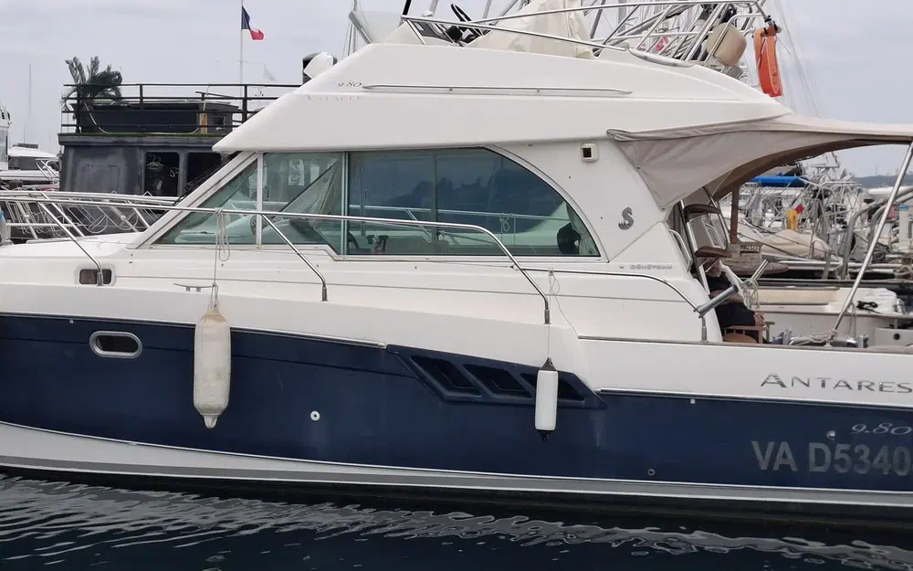 slider 1 Beneteau Antares 980