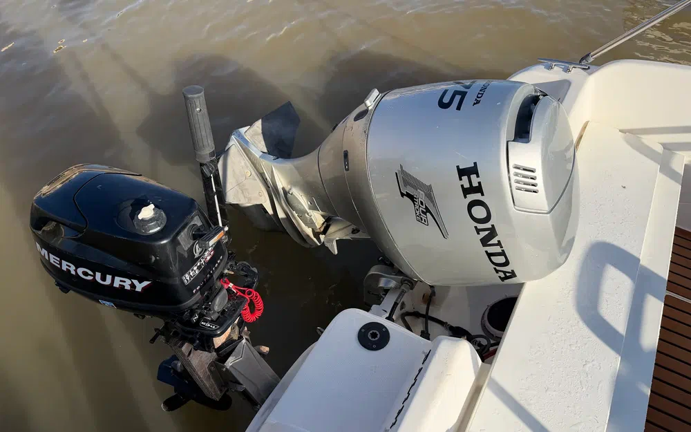 slider 5 Jeanneau Leader 545