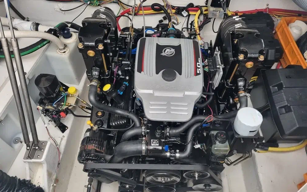 slider 11 Bayliner 245 SB