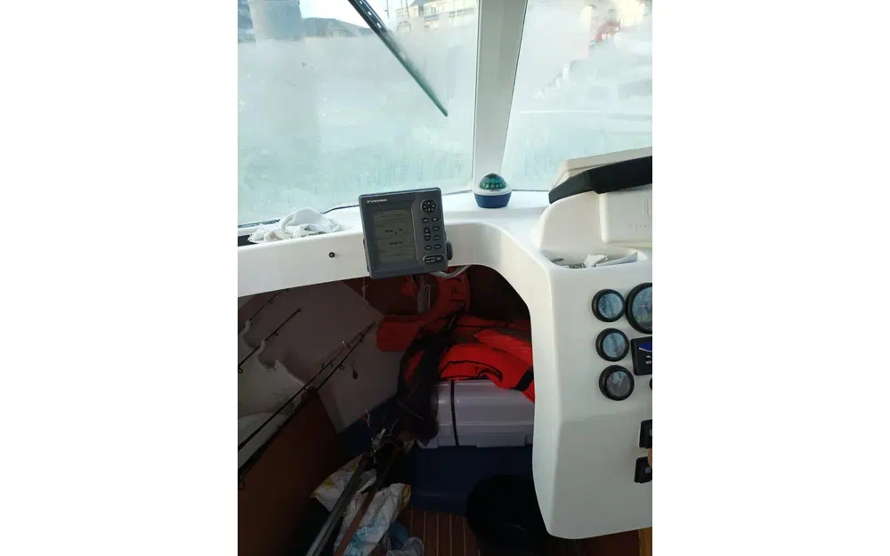 slider 3 Beneteau Antares 6.60