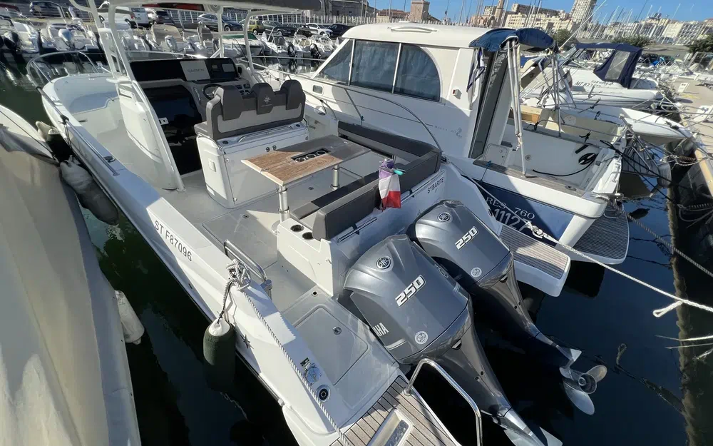 slider 0 Jeanneau Cap Camarat 9.0 CC