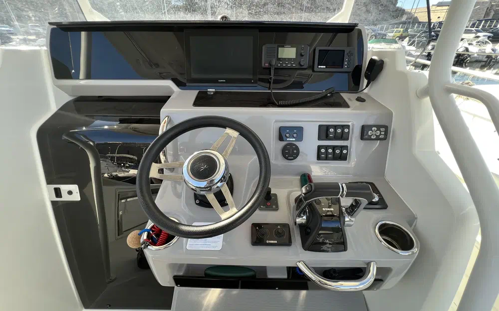 slider 11 Jeanneau Cap Camarat 9.0 CC