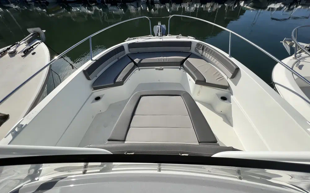 slider 16 Jeanneau Cap Camarat 9.0 CC