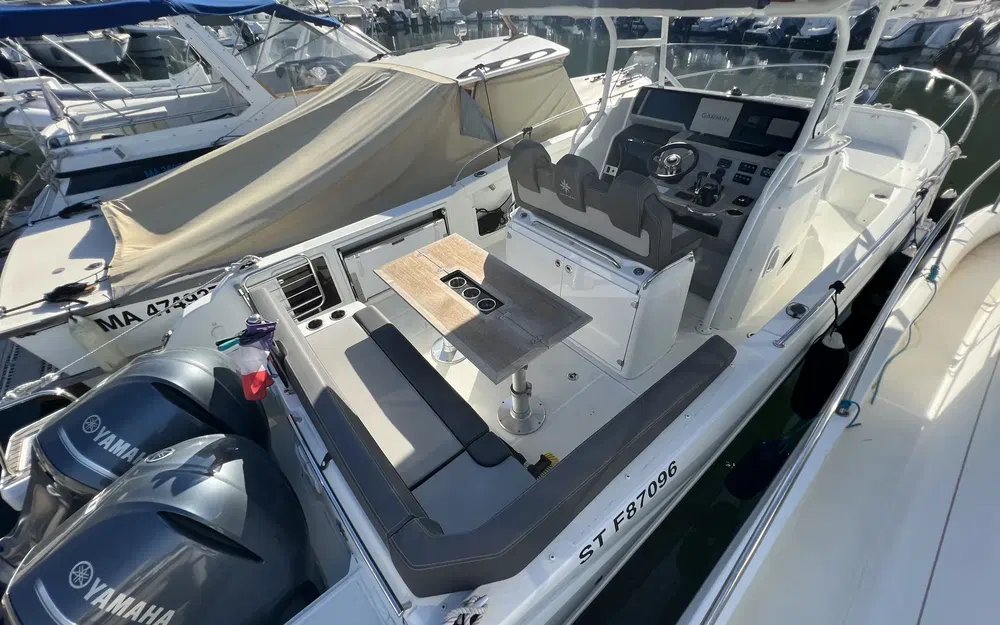 slider 4 Jeanneau Cap Camarat 9.0 CC