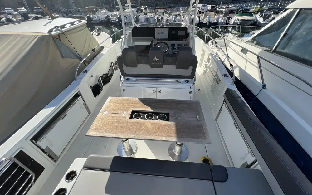 slider 6 Jeanneau Cap Camarat 9.0 CC