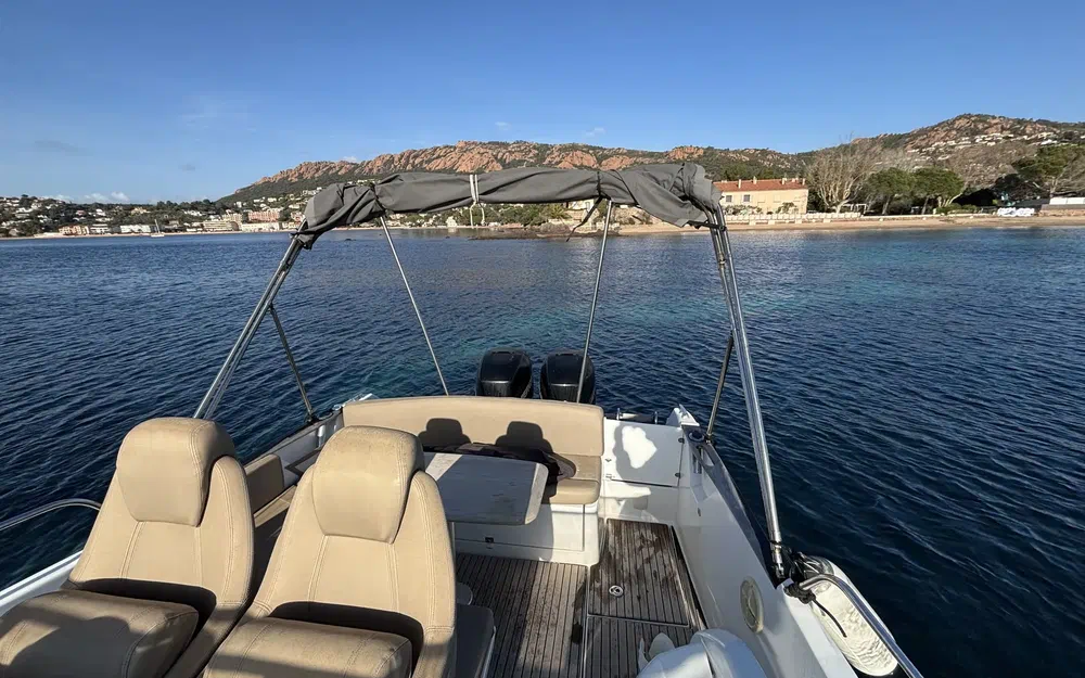 slider 14 Jeanneau Cap Camarat 8.5 WA