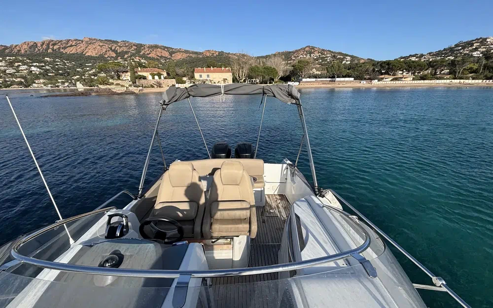 slider 8 Jeanneau Cap Camarat 8.5 WA