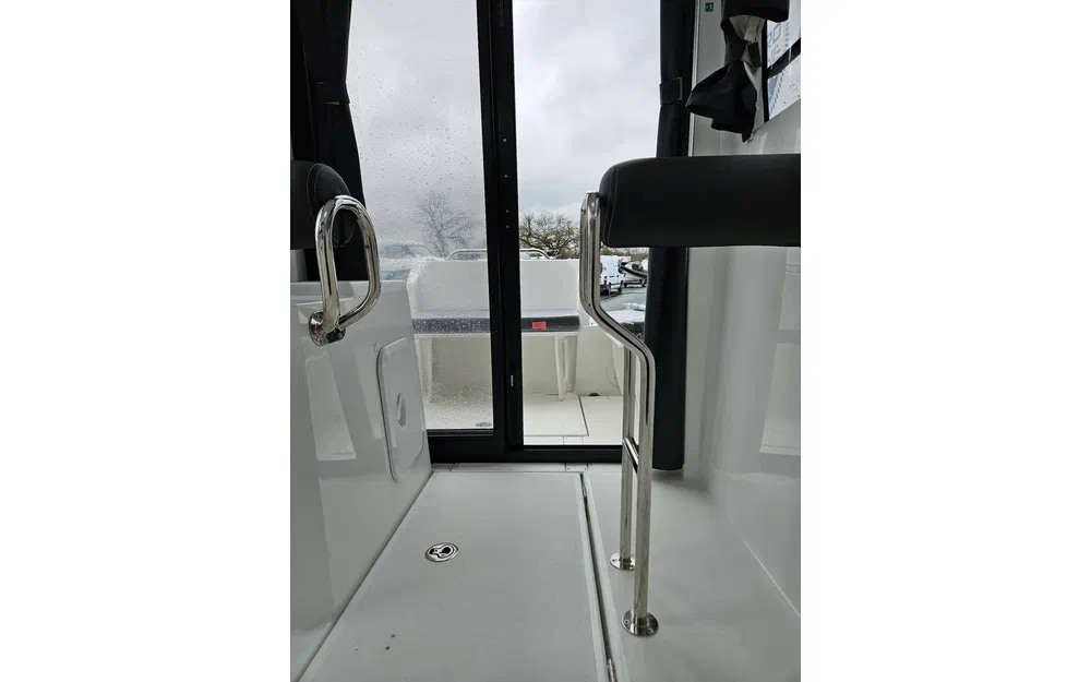 slider 10 Beneteau Barracuda 6