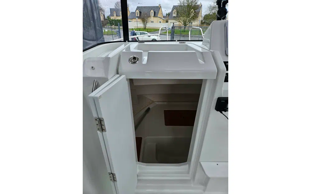 slider 12 Beneteau Barracuda 6