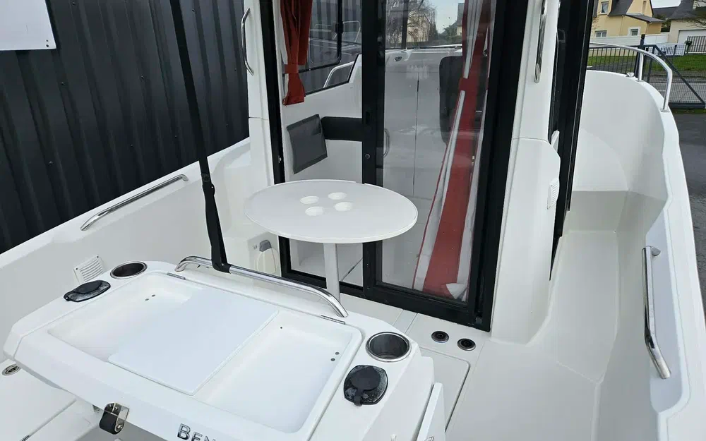 slider 13 Beneteau Barracuda 6