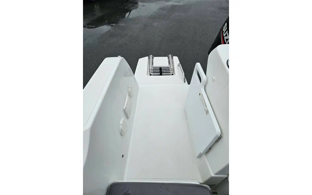 slider 15 Beneteau Barracuda 6
