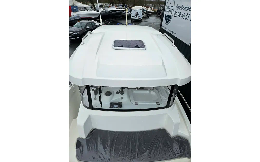 slider 17 Beneteau Barracuda 6