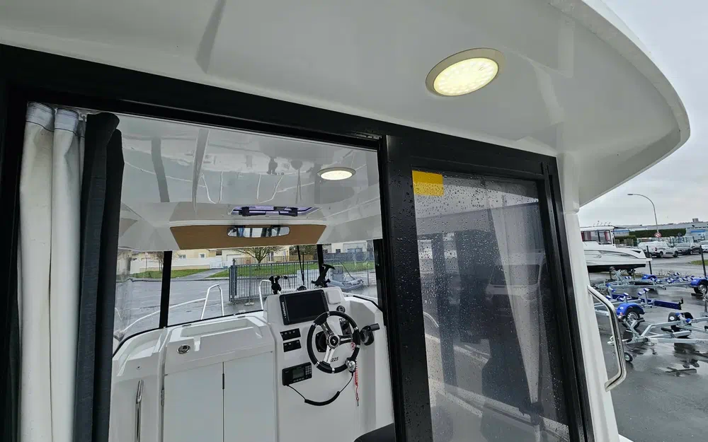 slider 32 Beneteau Barracuda 6