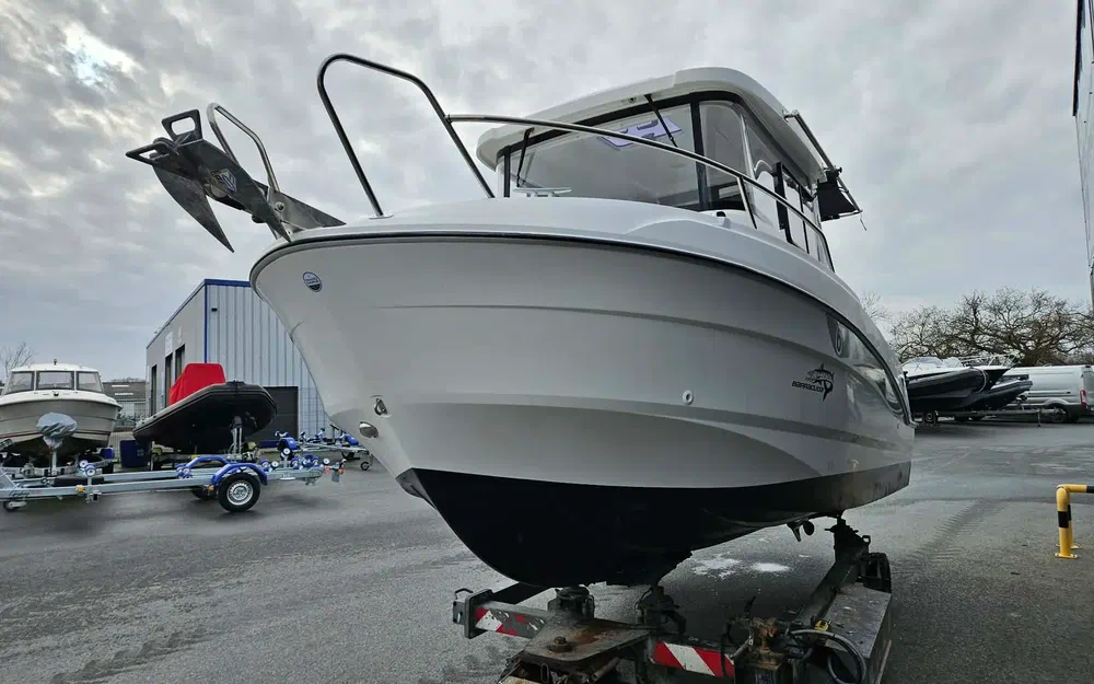 slider 4 Beneteau Barracuda 6