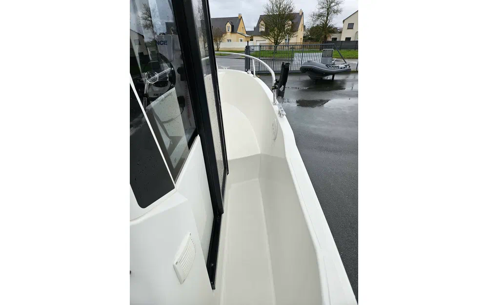 slider 7 Beneteau Barracuda 6