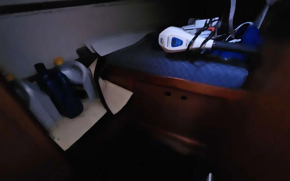 slider 13 Bruce Roberts 45 Spray