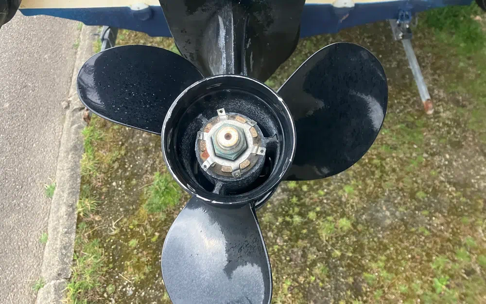 slider 3 Brig Falcon 570