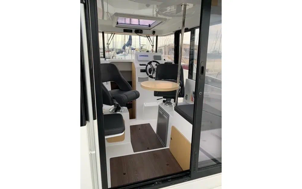 slider 9 Beneteau Barracuda 8