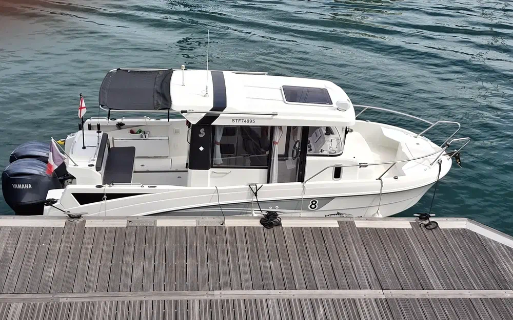slider 6 Beneteau Barracuda 8