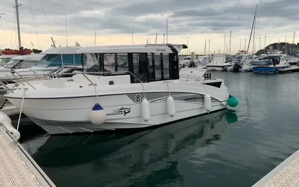 slider 0 Beneteau Barracuda 8