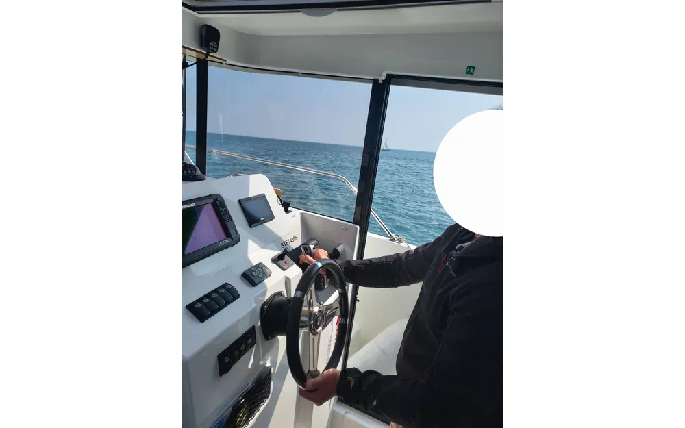 slider 13 Beneteau Barracuda 8